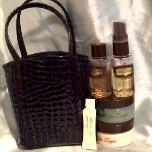👜 Miniature Spa Set in Little purse w/Velcro, NWT, These are great gift items!